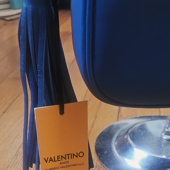 NWT!! VALENTINO by MARIO VALENTINO CROSSBODY LEATHER BAG - Picture 2 of 4